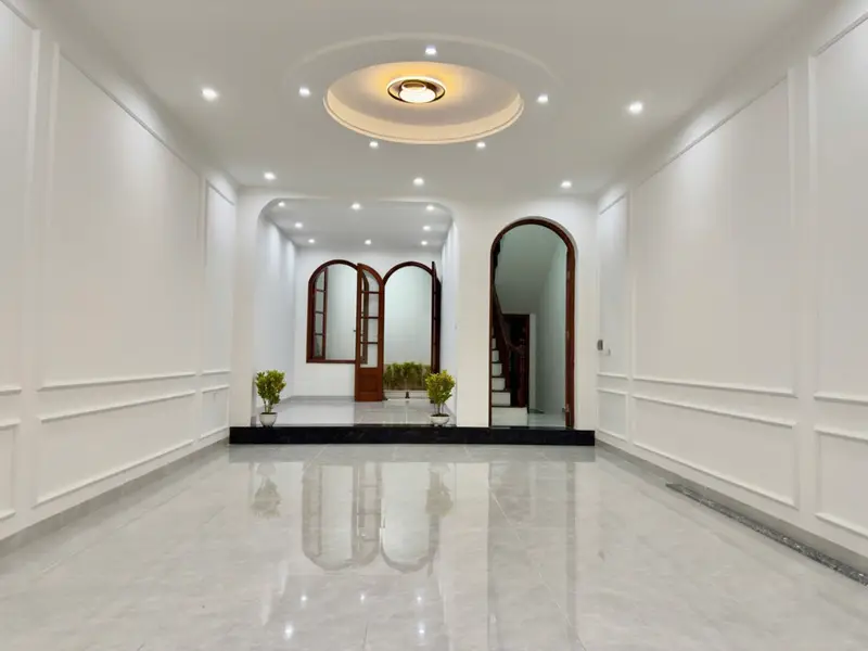 Bán nhà phân lô 5 tầng vị trí đắc địa gần ngã tư Trần Quốc Hoàn, diện tích 50m²... Bán nhà riêng tại Cầu Giấy, Hà Nội 01