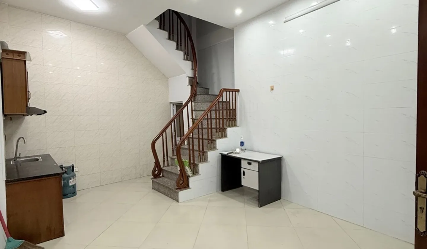 Nhà 5 tầng tiện nghi ở Thụy Khuê - Giá tốt, sổ đỏ chính chủ... Bán nhà riêng tại Tây Hồ, Hà Nội 01