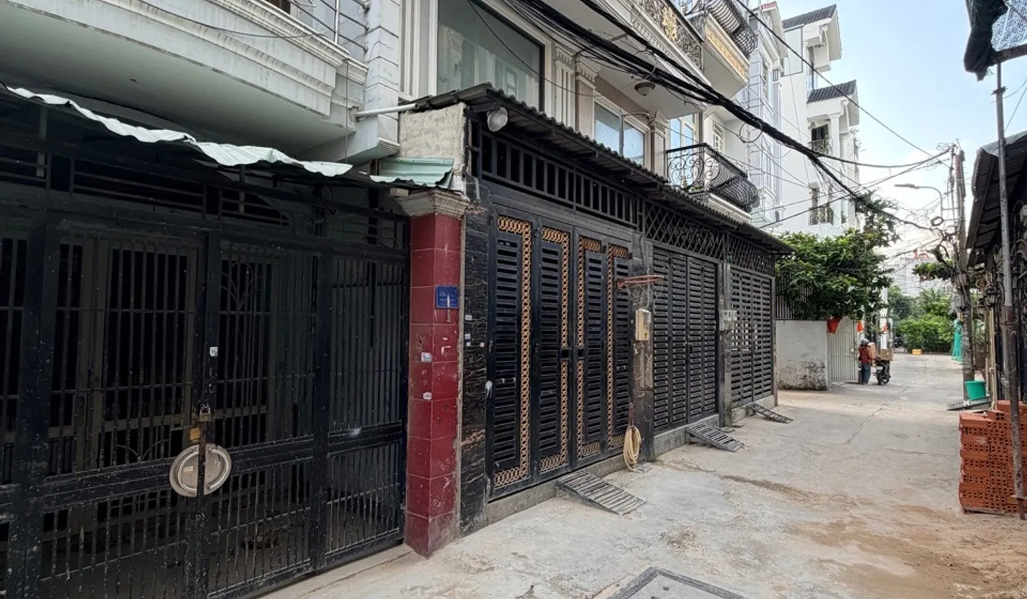 Bán nhà 2 tầng 50m2 gần trung tâm Quận Tân Phú giá 5.4 tỷ... Bán nhà riêng tại Phú Thọ Hòa, Hồ Chí Minh 01