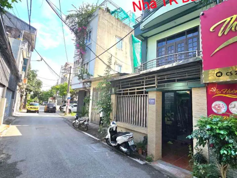 BÁN NHÀ BÁT KHỐI 68.2M2- 3 TẦNG - NGÕ THÔNG, Ô TÔ TRÁNH ĐỖ - 13.8 Tỷ... Bán nhà riêng tại Long Biên, Hà Nội 01