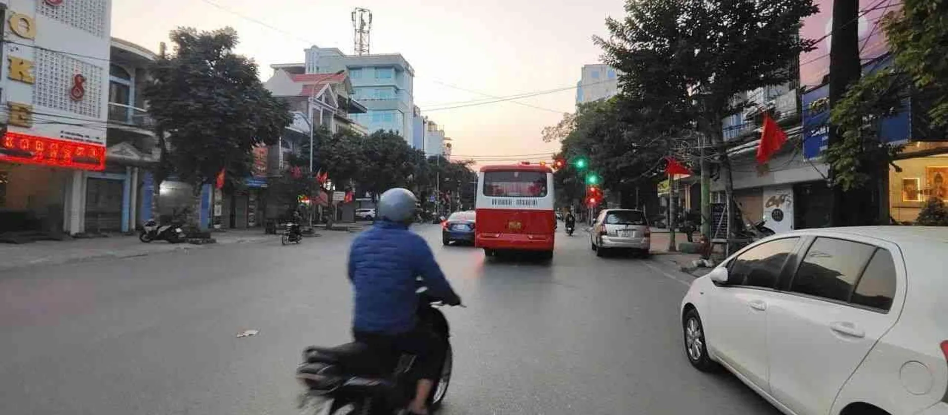Nhà mặt phố hướng Nam tại Đà Nẵng với vị trí đắc địa... Bán nhà mặt phố tại Đông Hải, Hải Phòng 01
