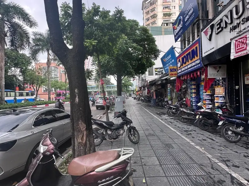 Nhà mặt phố Tân Mai rộng thoáng, kinh doanh đắc địa, ưu đãi giá hấp dẫn... Bán nhà mặt phố tại Hoàng Mai, Hà Nội 01