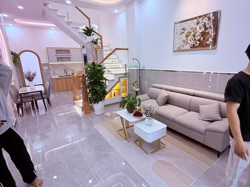 Nhà mới 2 tầng 3PN, vị trí vàng ngay trung tâm quận... Bán nhà riêng tại Bình Hưng Hòa, Hồ Chí Minh 01
