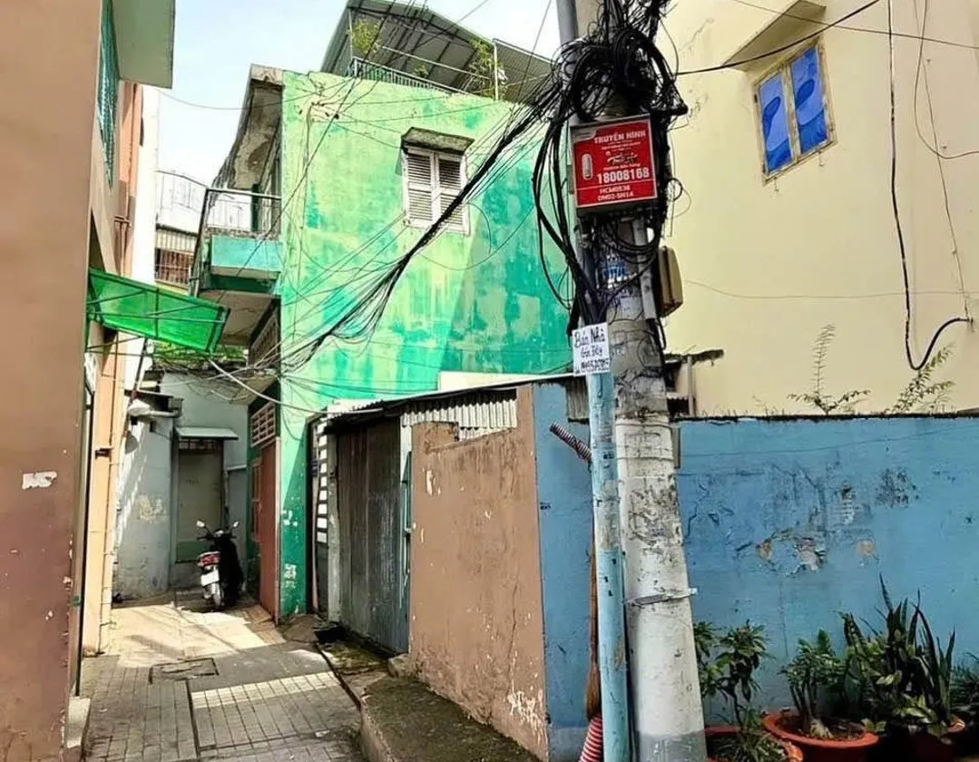 Đất góc 2 mặt tiền hẻm xe hơi Nguyễn Kiệm, Phú Nhuận... Bán đất tại Đức Nhuận, Hồ Chí Minh 01