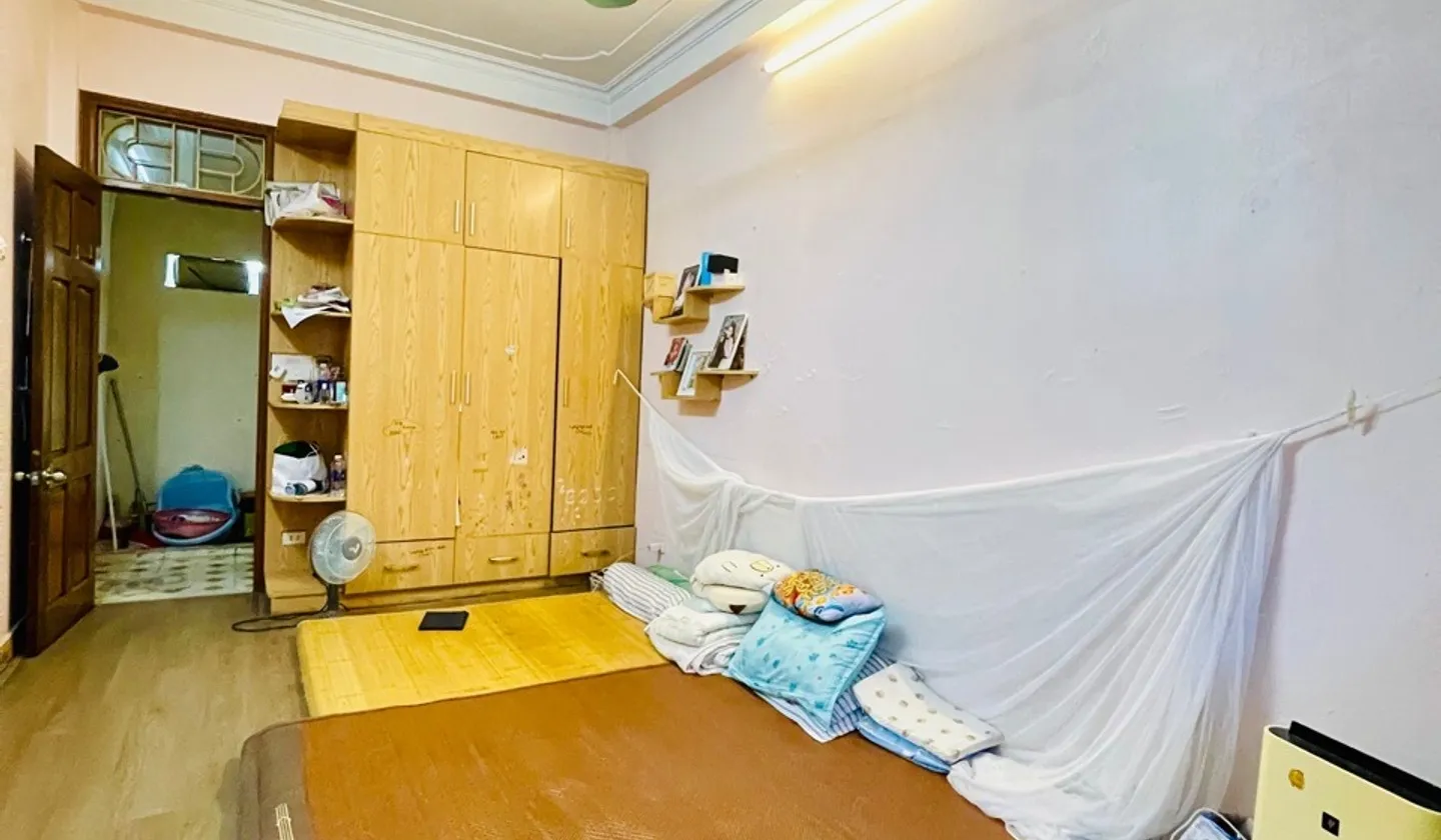 🔥🔥 HƠN 9 TỶ - VĂN QUÁN – 41M X 4 TẦNG – Ô TÔ ĐỖ NGÀY ĐÊM – DÂN XÂY CHẮC CHẮN... Bán nhà riêng tại Hà Đông, Hà Nội 01