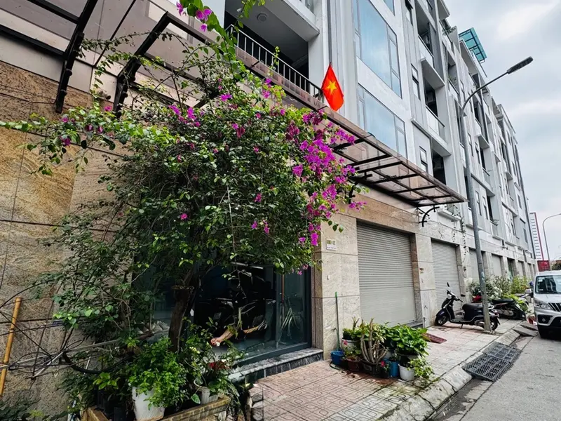BÁN NHÀ LIỀN KỀ LÝ SƠN, VIỆT HƯNG 75.7M- 6 TẦNG THANG MÁY - Ô TÔ TRÁNH - 28 Tỷ... Bán biệt thự, liền kề tại Việt Hưng, Hà Nội 01