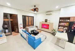 Nhà mặt phố mặt tiền rộng khu vực gần sân bay, thích hợp kinh doanh đa ngành nghề... Bán nhà mặt phố tại Tân Sơn Nhất, Hồ Chí Minh 05