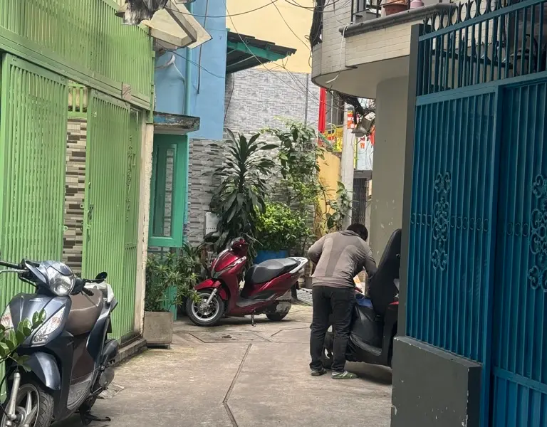 Nhà Lê Văn Sỹ 4m1x8.3
Giá 5.tỷ2... Bán nhà riêng tại Nhiêu Lộc, Hồ Chí Minh 01