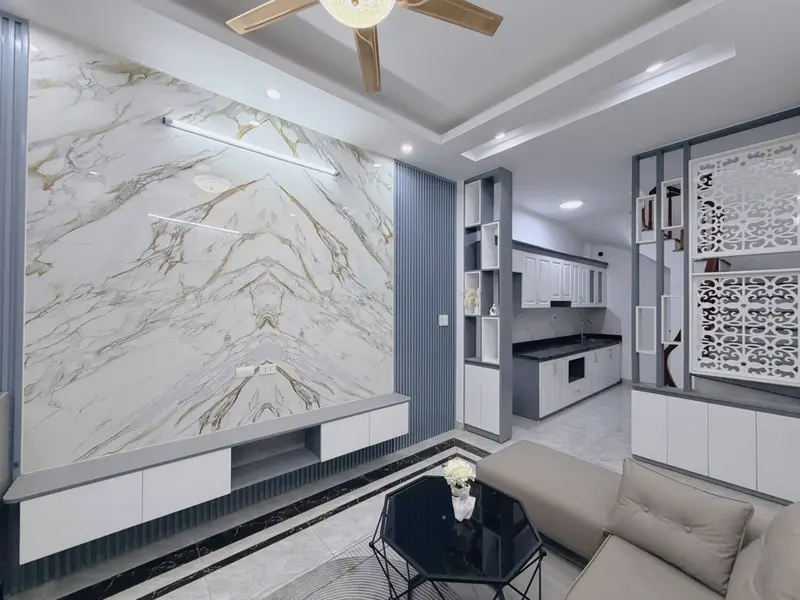 Bán nhà riêng 5 tầng tại Việt Hưng, diện tích 30m2, sổ đỏ chính chủ... Bán nhà riêng tại Việt Hưng, Hà Nội 01