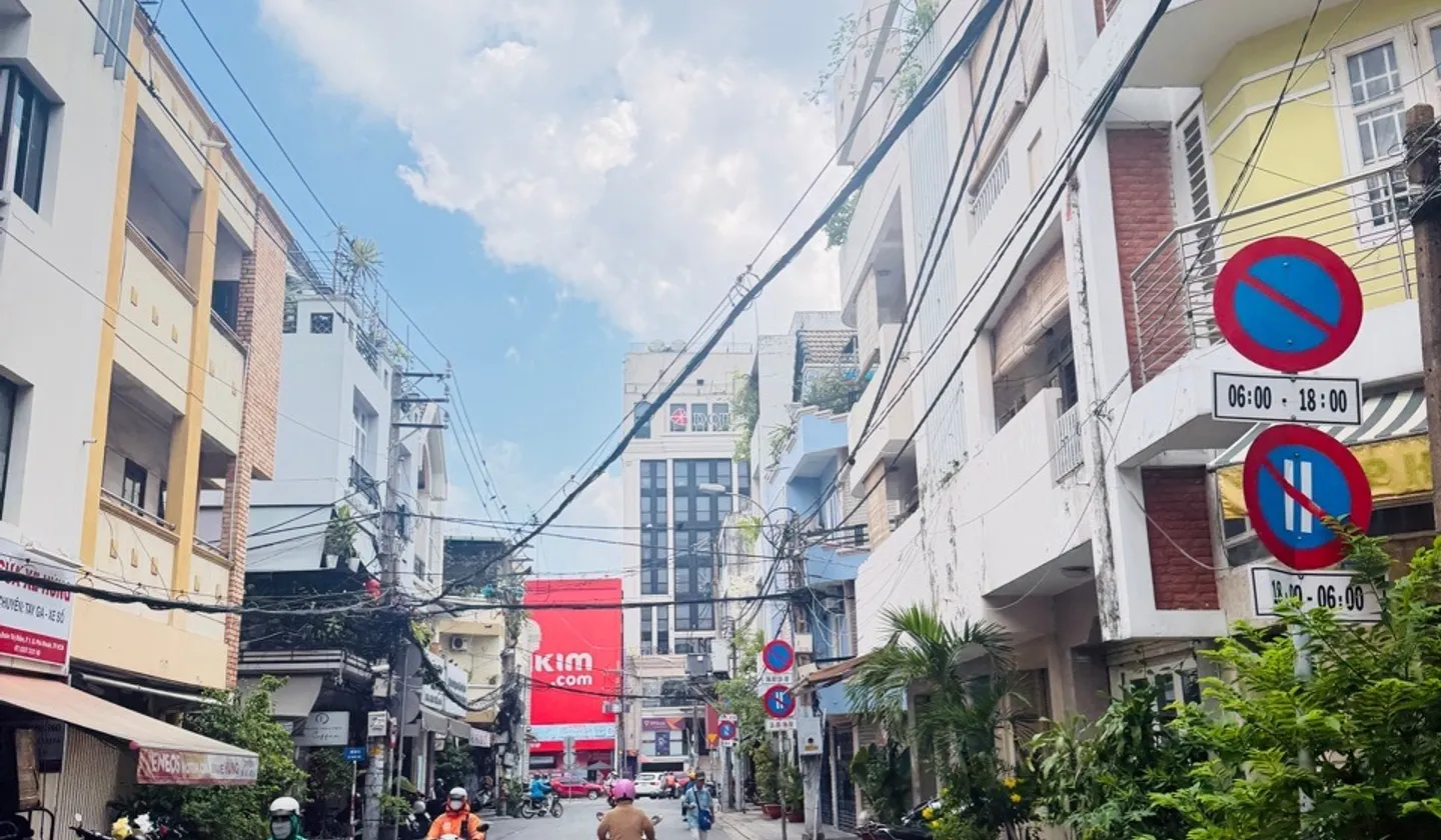 CHDV hẻm ô tô Đoàn Thị Điểm – thu nhập 36 triệu/tháng... Bán nhà riêng tại Cầu Kiệu, Hồ Chí Minh 01