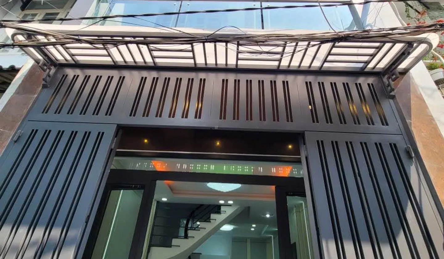 Nhà 4 tầng hiện đại ngay trung tâm Quang Trung... Bán nhà riêng tại Gò Vấp, Hồ Chí Minh 01