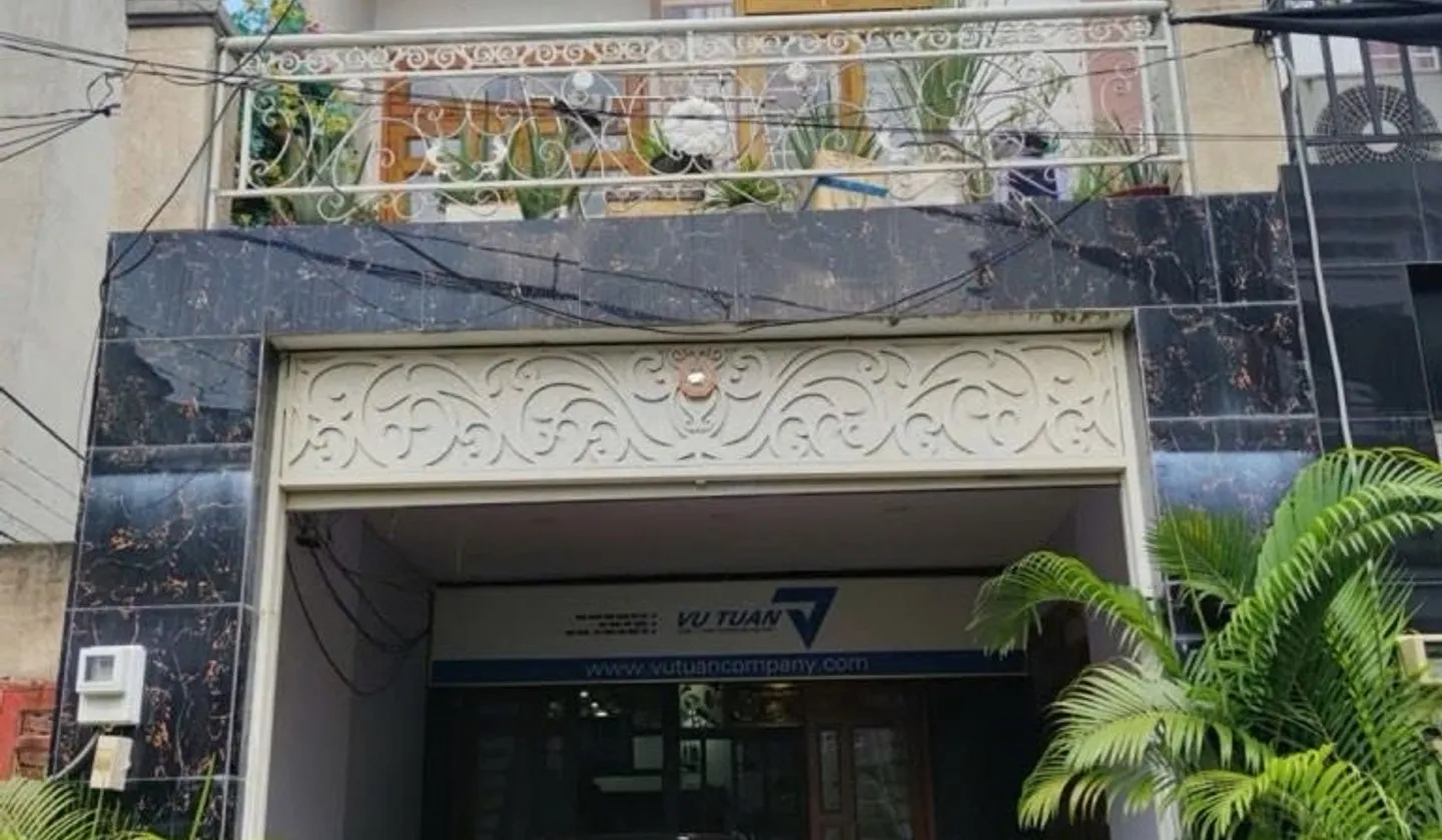 Nhà 2 tầng ô tô trong nhà quận 12, 70m2 giá 5.9 tỷ... Bán nhà riêng tại Trung Mỹ Tây, Hồ Chí Minh 01