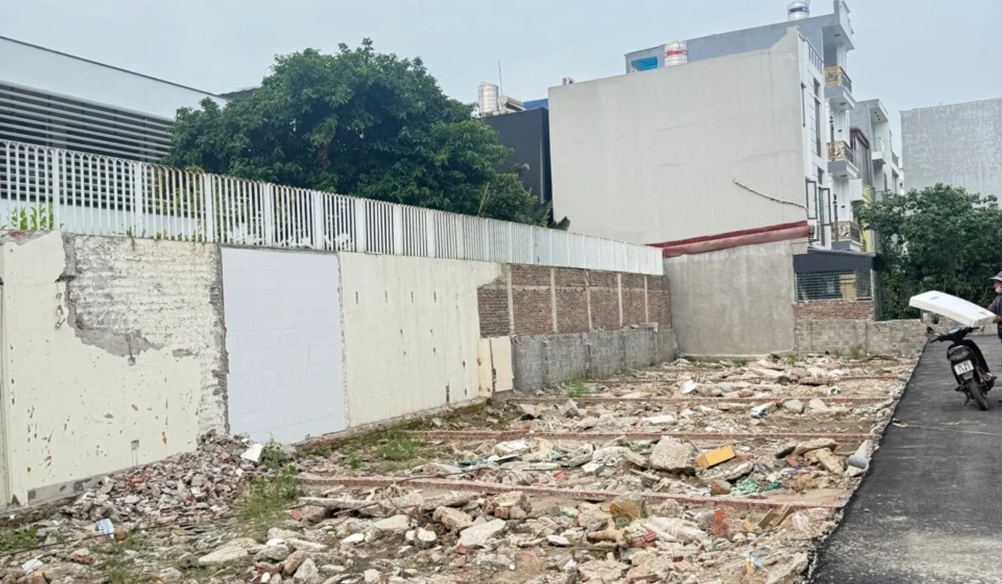 Lô đất vuông vắn, ô tô đỗ ngay, vị trí đắc địa trung tâm Đằng Hải... Bán đất tại Hải An, Hải Phòng 01