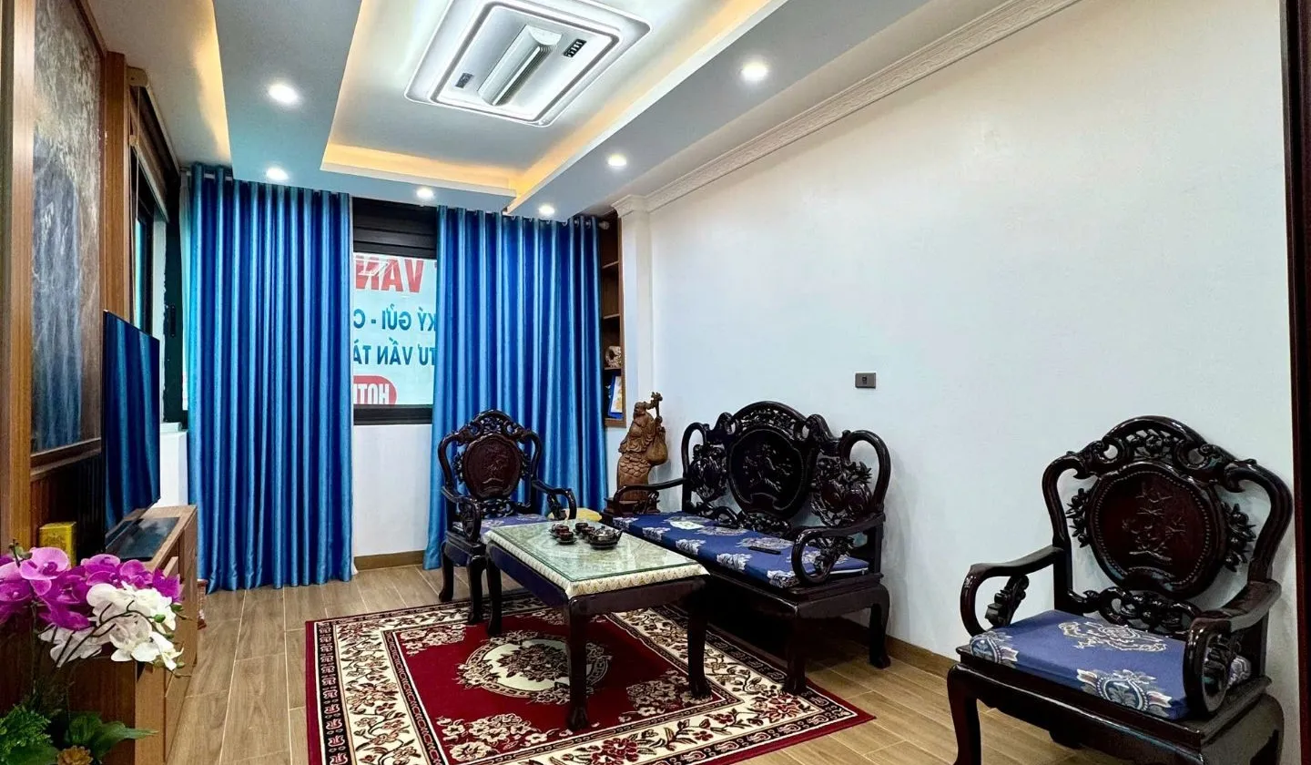 🔥🔥 CHỈ CÒN 11 TỶ! Ô TÔ ĐỖ CỬA – VỪA Ở VỪA CHO THUÊ – 6 TẦNG THANG MÁY! 🔥🔥

🏡 Nhà đẹp... Bán nhà riêng tại Phú Diễn, Hà Nội 01