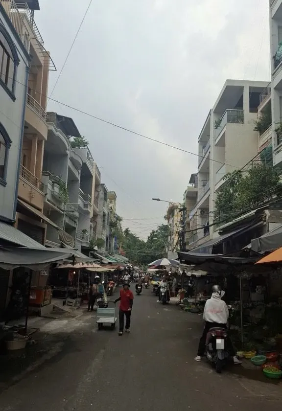 Bán nhà mặt phố 4 tầng, 64m2, phường 10 quận 6, giá 17.5 tỷ... Bán nhà mặt phố tại Bình Phú, Hồ Chí Minh 01