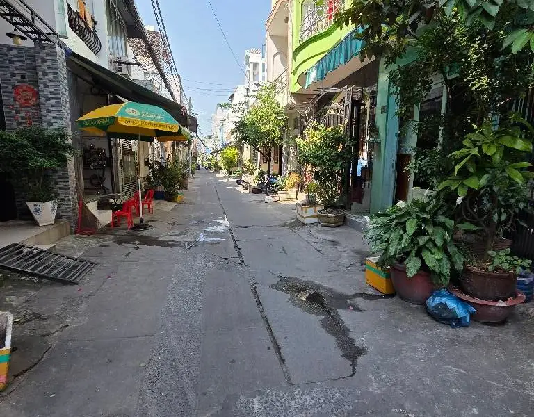 Cơ hội hiếm có sở hữu nhà 2 tầng Hậu Giang, Quận 6 với giá giảm sốc... Bán nhà riêng tại Phú Lâm, Hồ Chí Minh 01