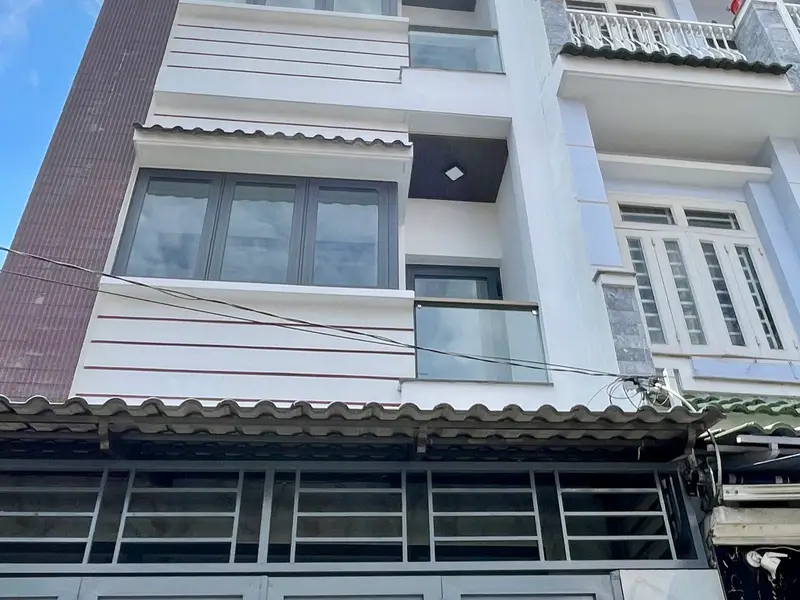 LÊ VĂN QUỚI - DT 55M2 - NHÀ 4 TẦNG - HXH THÔNG - DỌN VÀO Ở NGAY... Bán nhà riêng tại Bình Hưng Hòa, Hồ Chí Minh 01