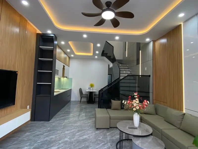 Nhà 3 tầng thiết kế hiện đại tại Hoà Khánh với kiệt ô tô rộng rãi... Bán nhà riêng tại Hòa Khánh, Đà Nẵng 01