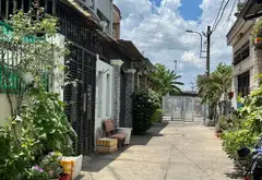 Cơ hội sở hữu nhà đẹp hẻm ô tô gần ngã tư Trung Chánh giá 3,1 tỷ... Bán nhà riêng tại Bà Điểm, Hồ Chí Minh 01