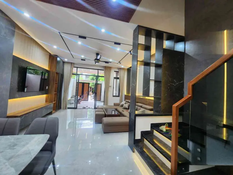 Cơ hội sở hữu nhà mặt phố 3 tầng full nội thất tại Hoà Xuân Đà Nẵng giá tốt... Bán nhà mặt phố tại Hòa Xuân, Đà Nẵng 01