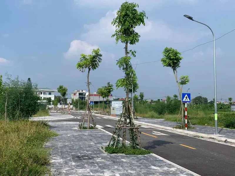 TL03 TIẾN THẮNG – LÔ GÓC 3 THOÁNG – HẠ TẦNG ĐỒNG BỘ
✨ Lô góc xẻ khe, vị trí đẹp, đường rộng ô tô... Bán đất tại Tiến Thắng, Hà Nội 01