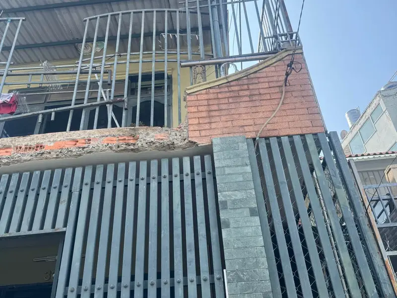 Nhà 4PN tiện nghi gần mặt tiền, hẻm ô tô thông thoáng... Bán nhà riêng tại Thủ Đức, Hồ Chí Minh 01