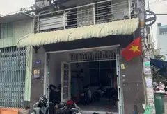 🎉 MÃ LÒ , 4,05x10,5M , Chỉ 2,7 TỶ
Đường lớn, xe hơi , Bình Trị Đông A, Bình Tân
- Trệt lầu , 2pn... Bán nhà riêng tại Bình Trị Đông, Hồ Chí Minh 01