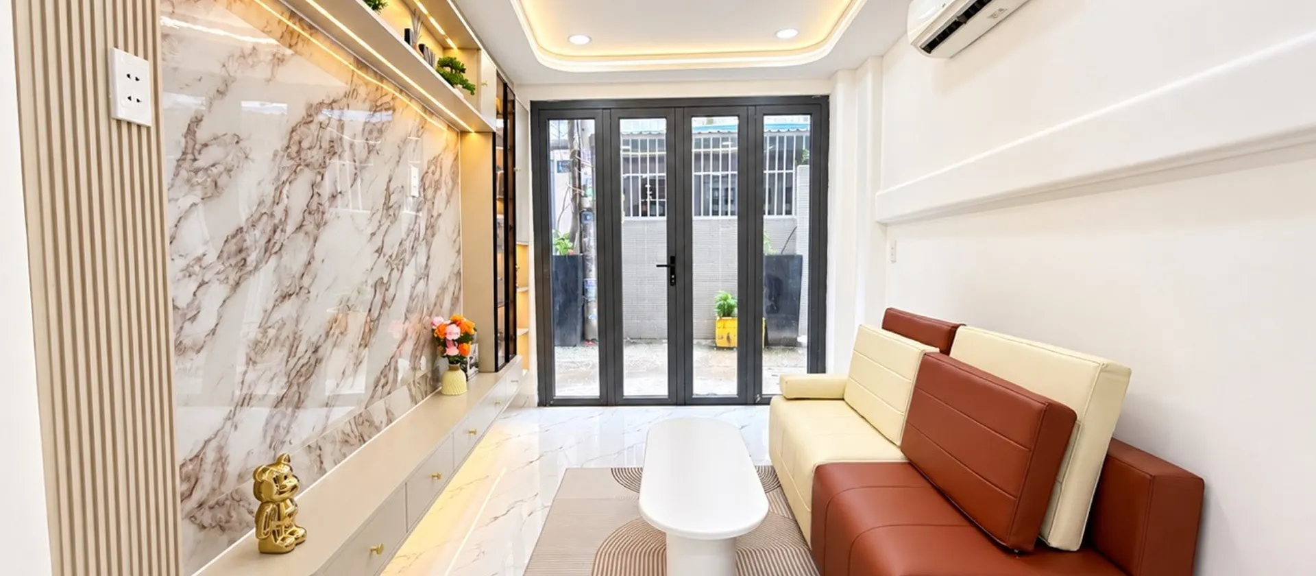 Bán nhà 3 tầng đường Nguyễn Xí Q. Bình Thạnh giá 3,98 tỷ... Bán nhà riêng tại Bình Lợi Trung, Hồ Chí Minh 01