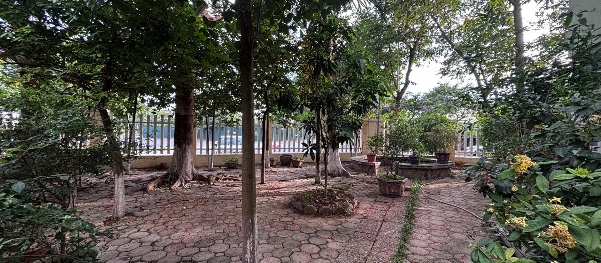 Bán căn hộ chung cư 3 phòng ngủ tại Việt Hưng, hướng Đông Bắc, lô góc thoáng mát... Bán căn hộ chung cư tại Việt Hưng, Hà Nội 01
