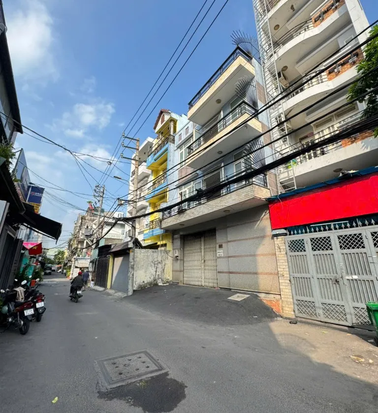 Nhà phố cho thuê cao cấp 6 tầng giữa trung tâm Gò Vấp... Bán nhà mặt phố tại An Hội Tây, Hồ Chí Minh 01