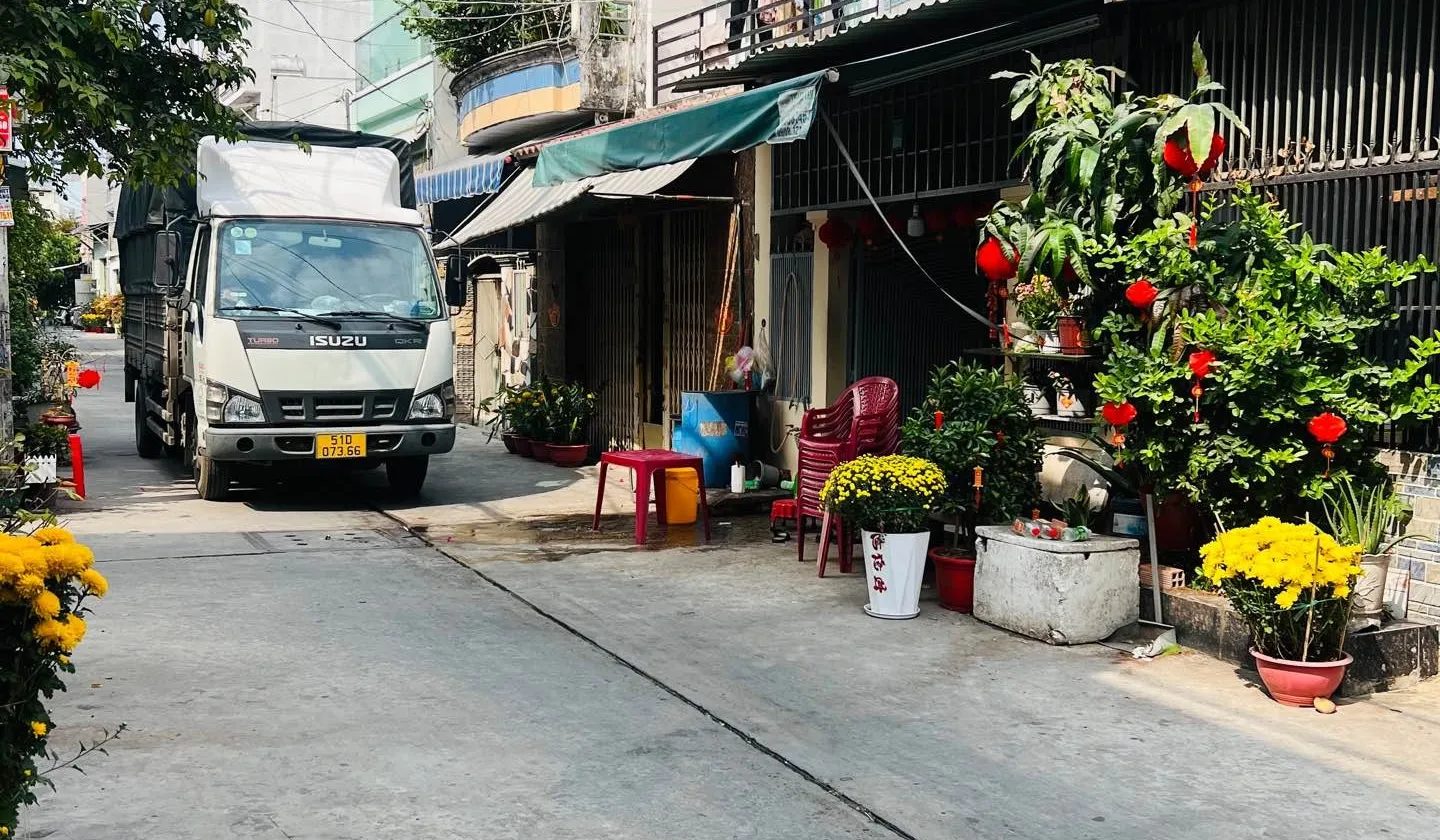 Bán nhà riêng 2 tầng tại Bình Trị Đông, Bình Tân, diện tích 78 m2, hẻm xe tải thông thoáng... Bán nhà riêng tại Bình Trị Đông, Hồ Chí Minh 01
