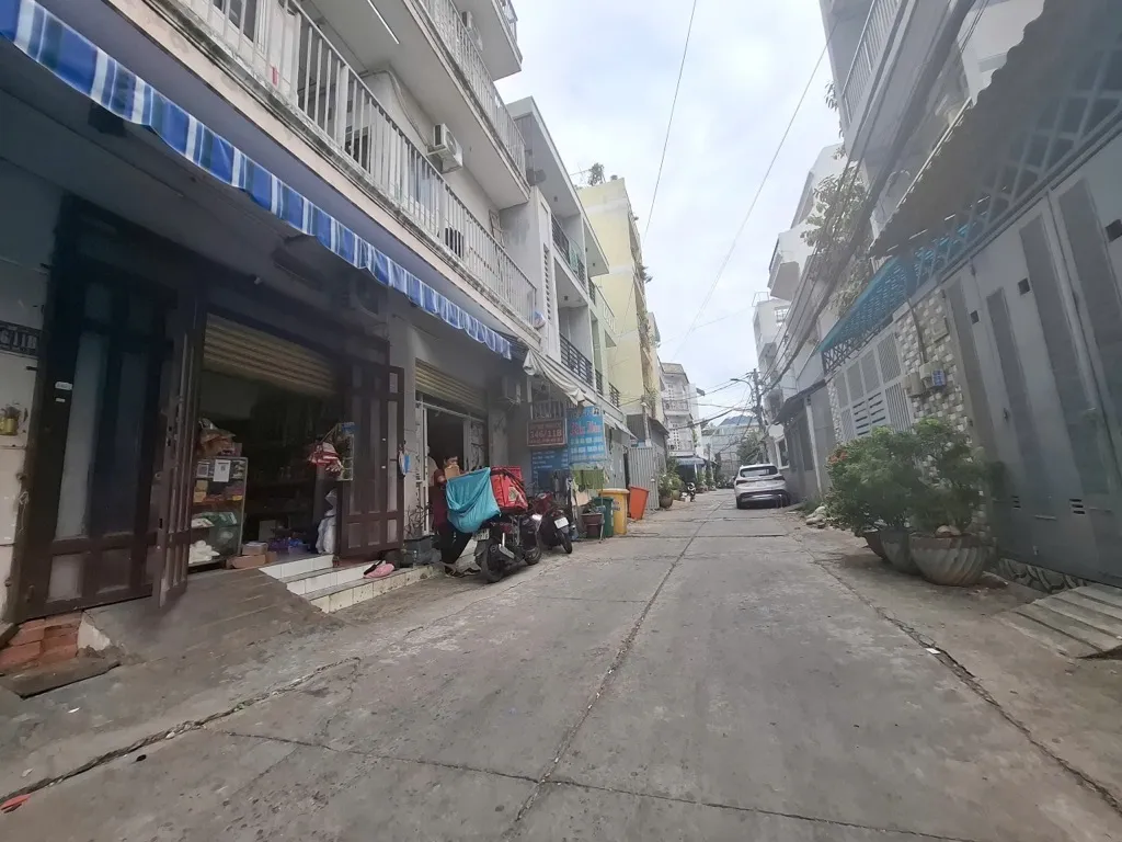 Bán nhà 2 tầng diện tích 268m2 tại Bình Tân, giá 17 tỷ... Bán owner_side tại Bình Tân, Hồ Chí Minh 01