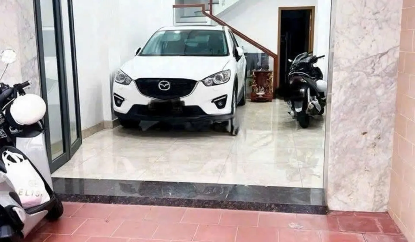Nhà 3 Tầng Sát Ngã Tư Phú Nhuận, Giá Siêu Tốt... Bán nhà riêng tại Đức Nhuận, Hồ Chí Minh 01
