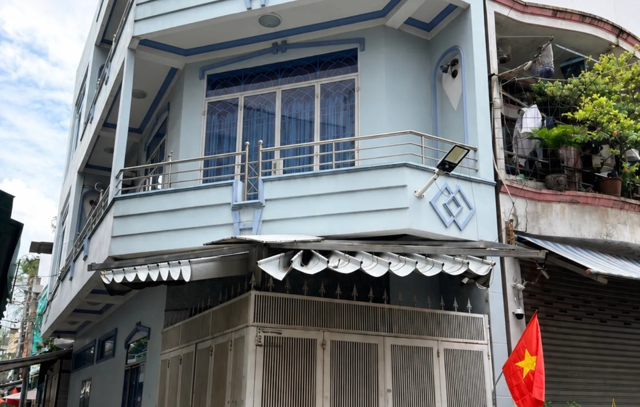Nhà 4 tầng lô góc siêu tiện lợi gần Q5... Bán nhà riêng tại Bình Thới, Hồ Chí Minh 01