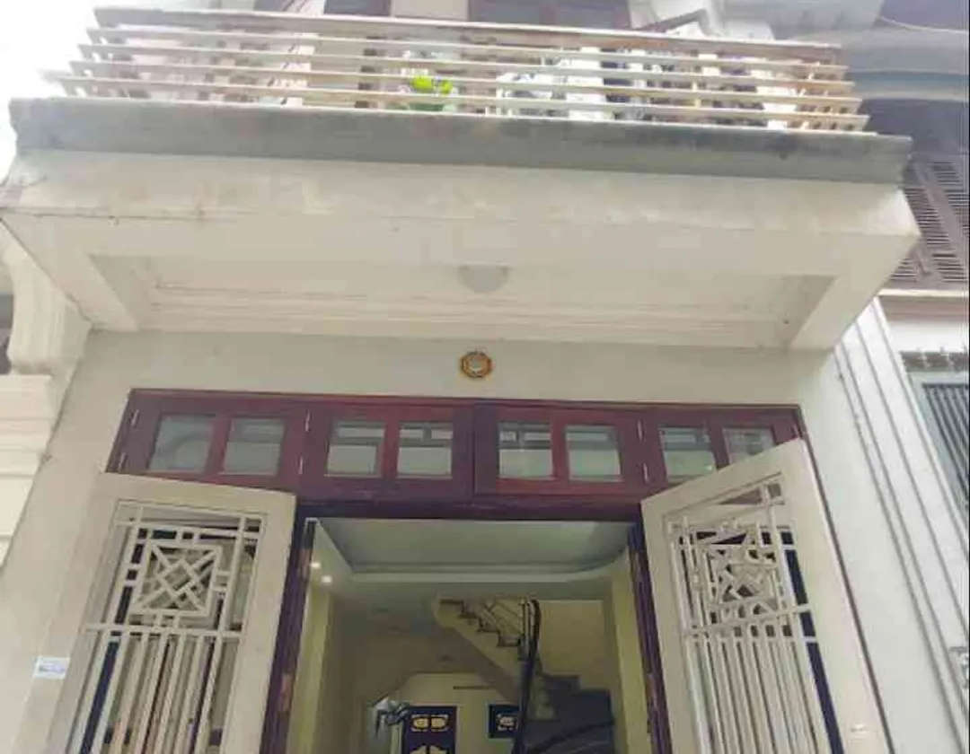 Bán nhà riêng 4 tầng 37m² tại Hoàng Quốc Việt, hai mặt ngõ ô tô nhỏ vào cửa... Bán nhà riêng tại Nghĩa Đô, Hà Nội 01