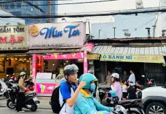Bán nhà mặt phố tại Quận 7, mặt tiền 4.5m, diện tích 104.8m², phù hợp kinh doanh và đầu tư... Bán nhà mặt phố tại Tân Mỹ, Hồ Chí Minh 01