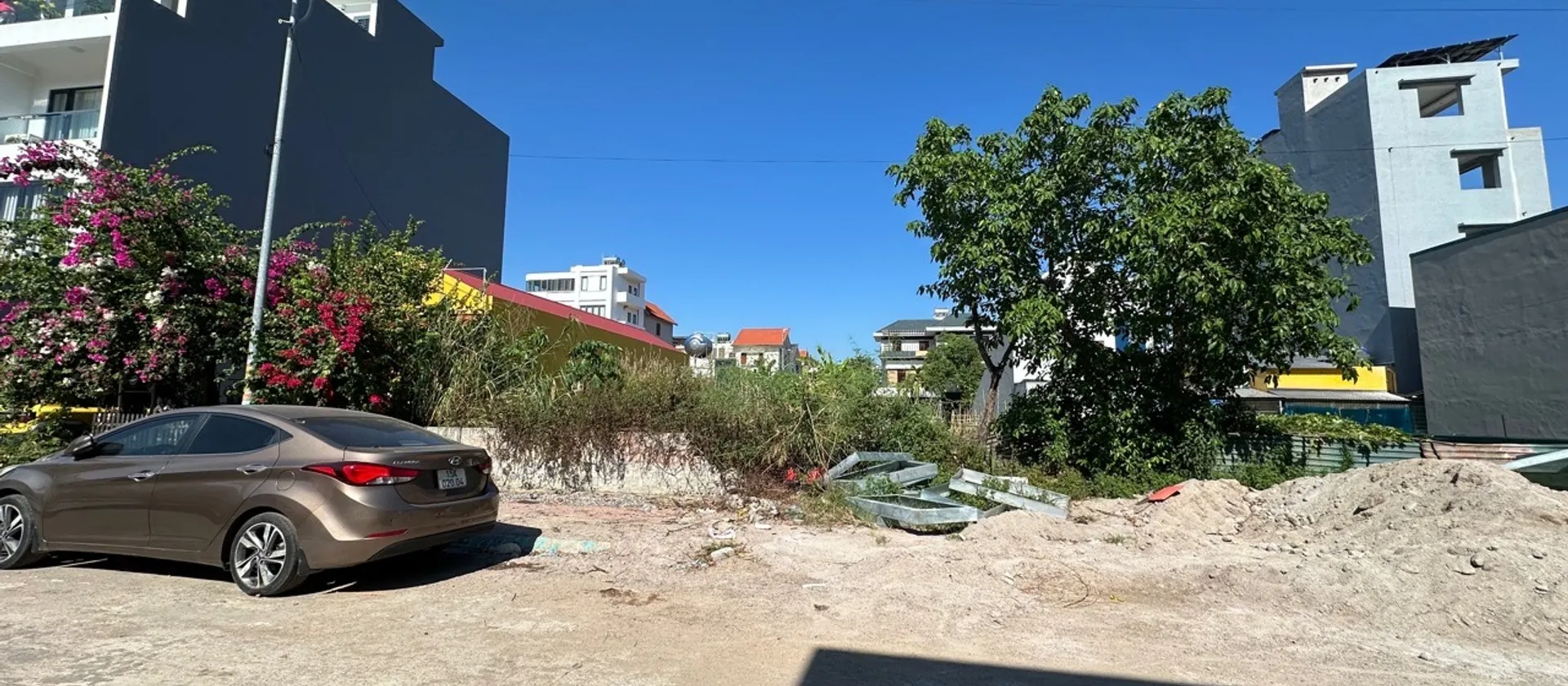 Bán đất 95m2 khu TDC Bãi Cháy, Đông Nam, giá 5.9 tỷ... Bán đất tại Bãi Cháy, Quảng Ninh 01