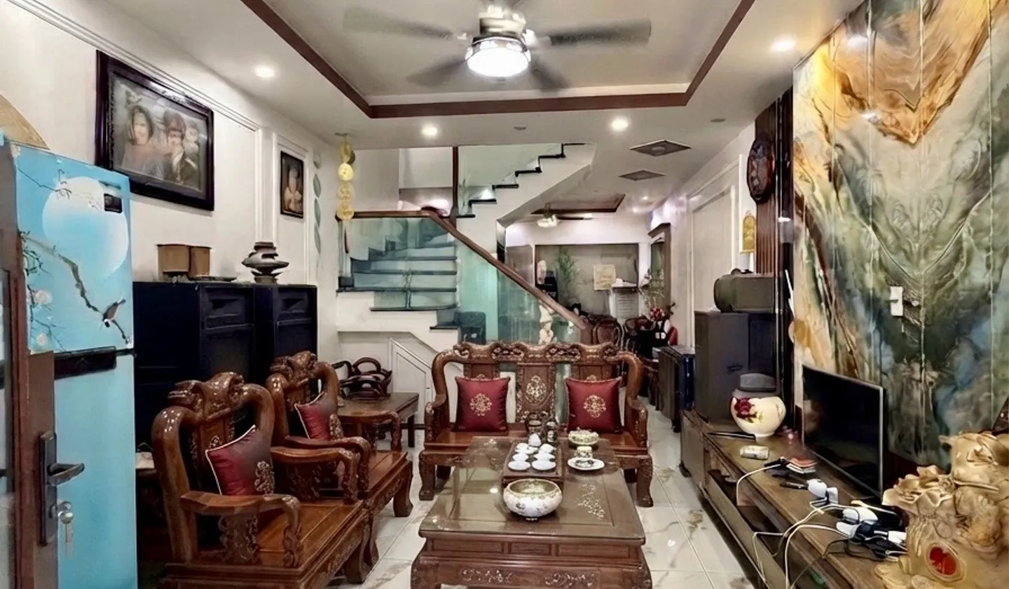 Nhà 45m2 Phạm Hữu Điều giá 3,8 tỷ 10m ra ô tô tránh... Bán nhà riêng tại An Biên, Hải Phòng 01