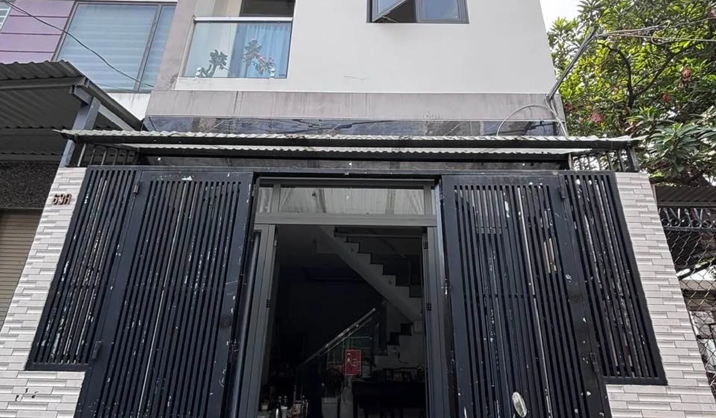 Nhà mặt phố 3 tầng 4PN tại Tân Phú giá 6,43 tỷ đồng... Bán nhà mặt phố tại Tân Sơn Nhì, Hồ Chí Minh 01