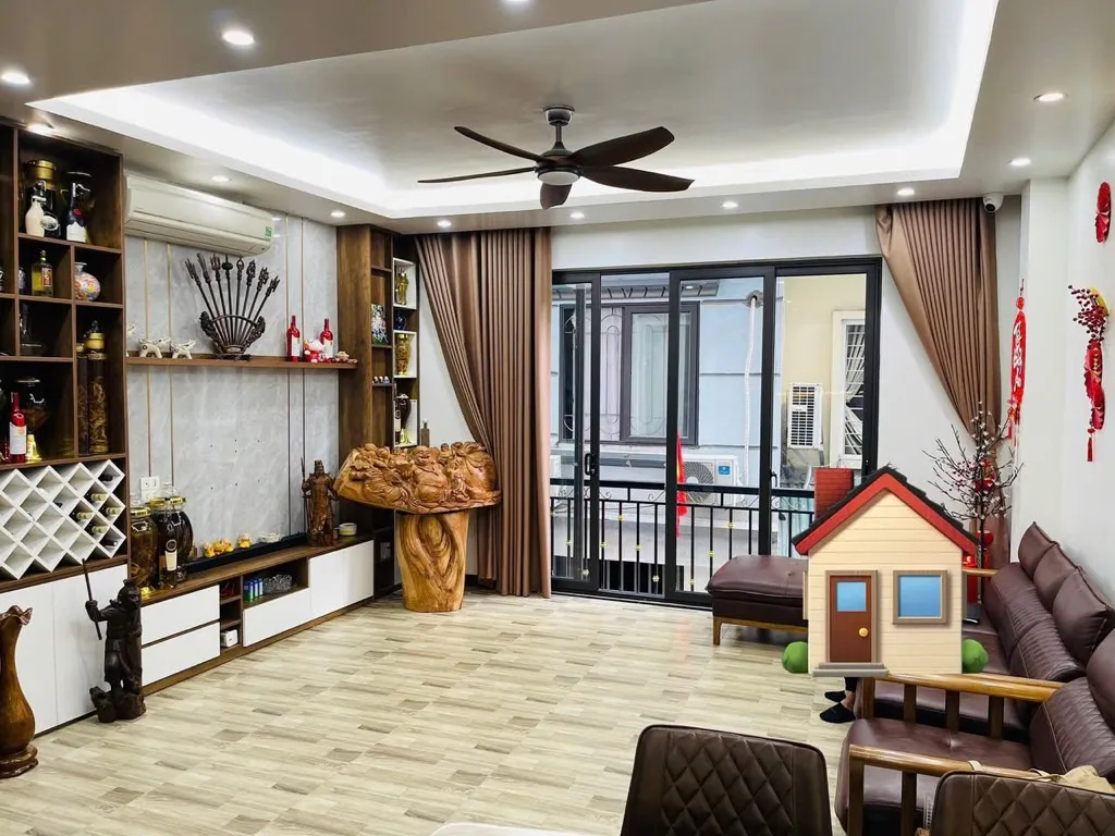 Bán nhà 5 tầng Tây Hồ ô tô đỗ, nội thất cao cấp, kinh doanh tốt... Bán owner_side tại Xuân Đỉnh, Hà Nội 01