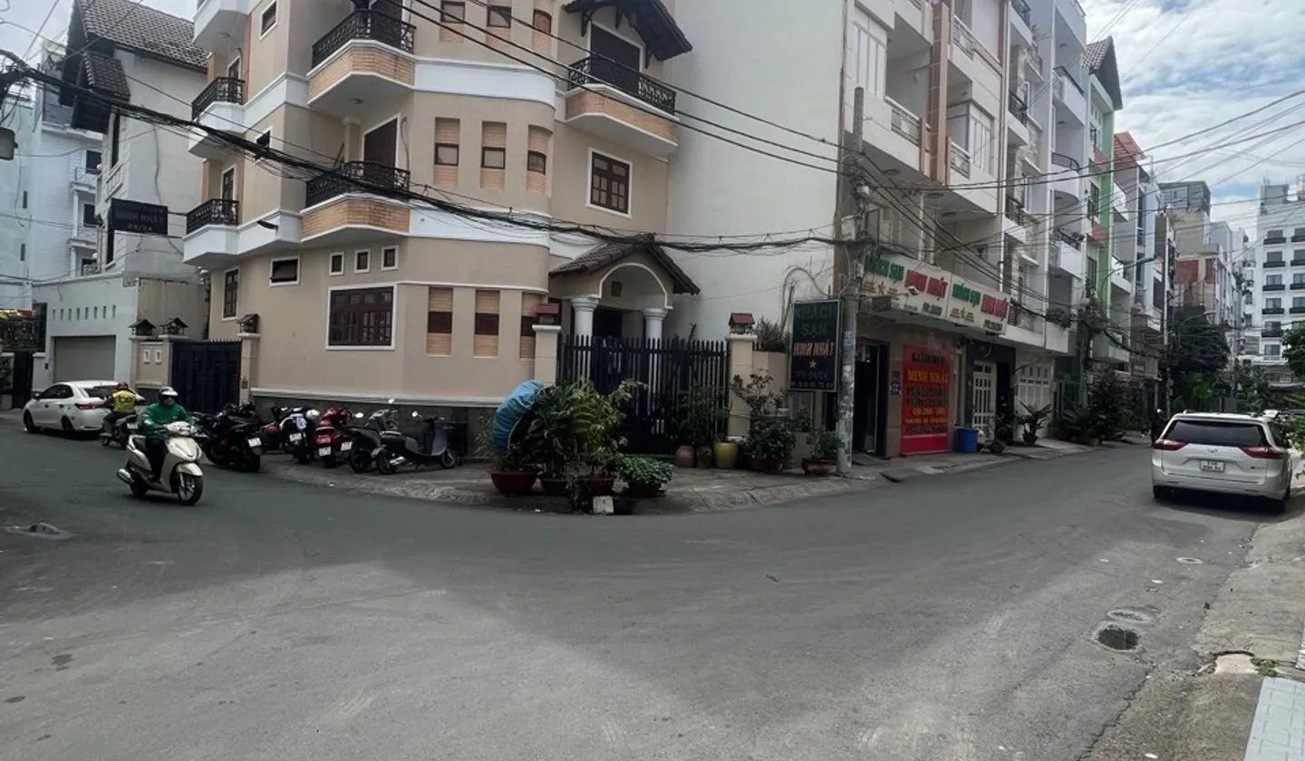 MẶT TIỀN KINH DOANH – DÒNG TIỀN 30 TRIỆU/THÁNG – NGANG 5M HIẾM CÓ... Bán nhà riêng tại Hòa Hưng, Hồ Chí Minh 01