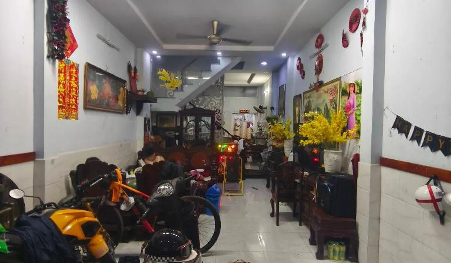Cơ hội hiếm có sở hữu nhà 4 tầng phố Nam Hùng Vương với giá giảm sốc... Bán nhà riêng tại An Lạc, Hồ Chí Minh 01