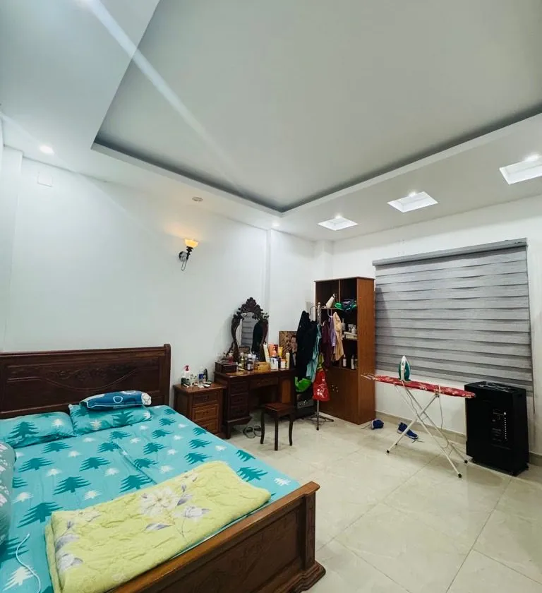 🔥NGAY PHẠM VĂN ĐỒNG - 2 TẦNG - 50M2 - hẻm xe hơiTHÔNG - CHỈ 6 ti 8. SHR .... Bán nhà riêng tại Hiệp Bình, Hồ Chí Minh 01