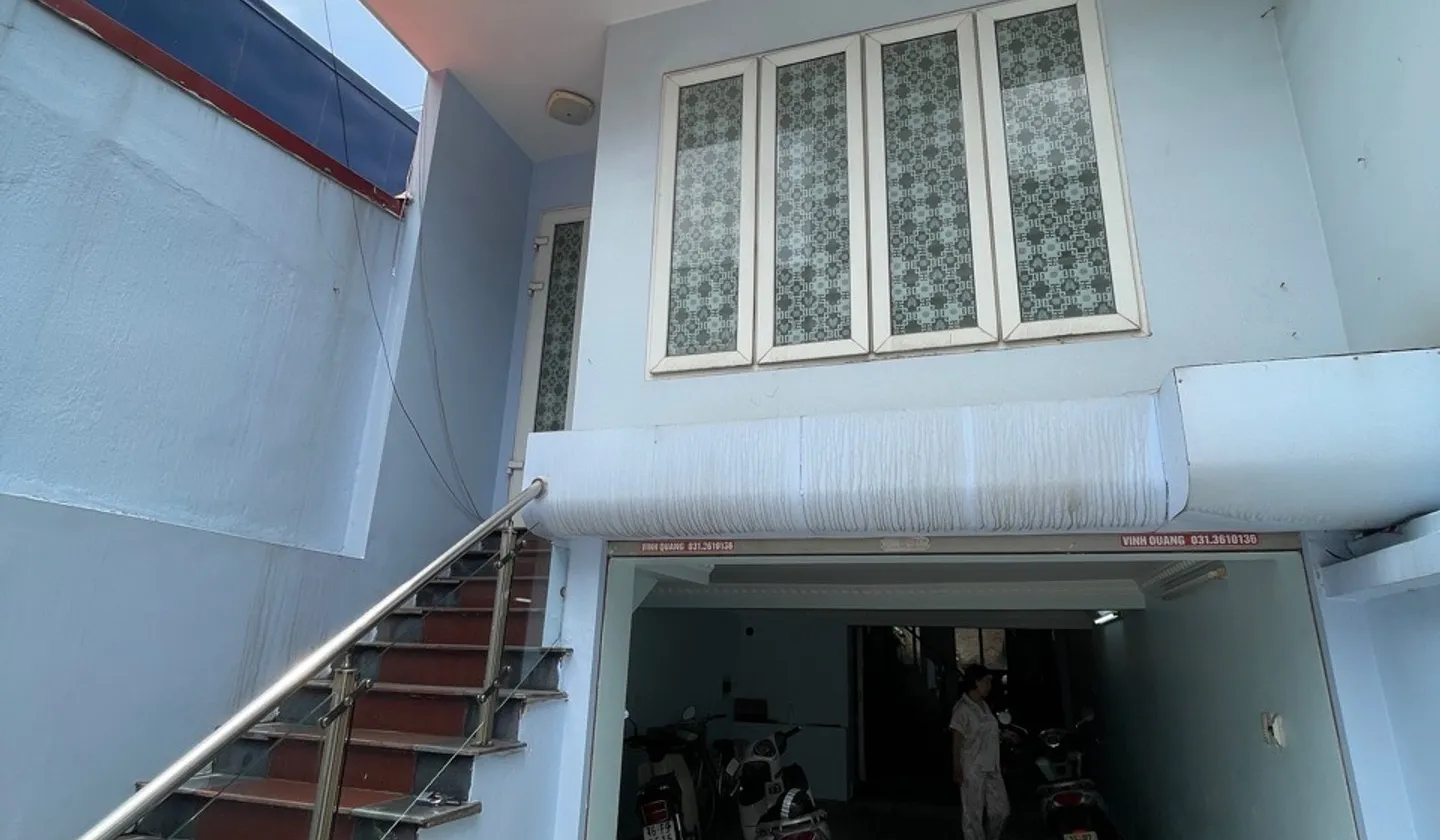 Cơ hội sở hữu nhà mặt phố 5 tầng giá tốt, vị trí trung tâm Đồ Sơn... Bán nhà mặt phố tại Đông Hải, Hải Phòng 01