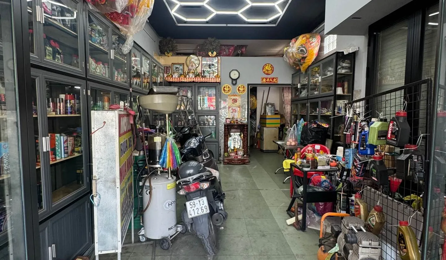 Bán nhà mặt phố 2 tầng 86.5m2 tại Tân Bình, giá 10.99 tỷ... Bán nhà mặt phố tại Tân Phú, Hồ Chí Minh 01