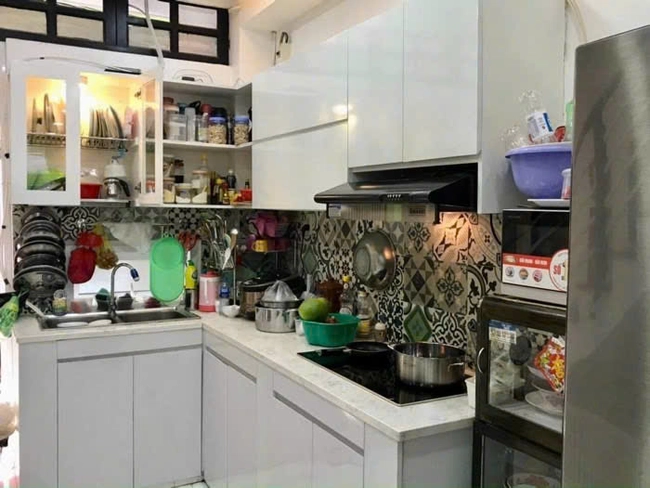 NHÀ ĐẸP HÒA HƯNG QUẬN 10-3 TÂNG-3PN-SÁT HẺM XE TẢI TRÁNH tại Hồ Chí Minh 03