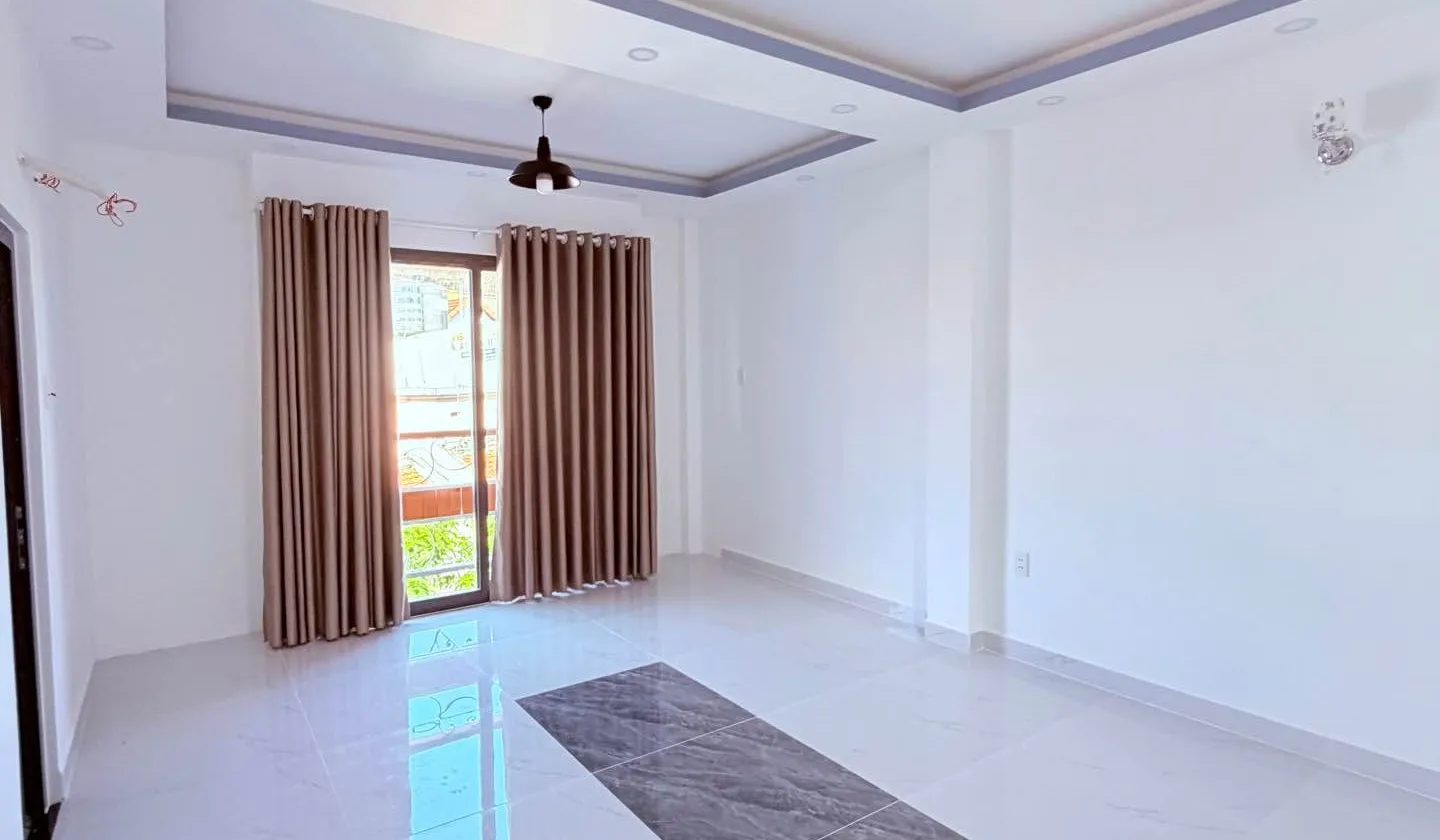 Nhà 5 tầng mới toanh, hẻm xe hơi Phú Nhuận giá cực tốt... Bán nhà riêng tại Phú Nhuận, Hồ Chí Minh 01