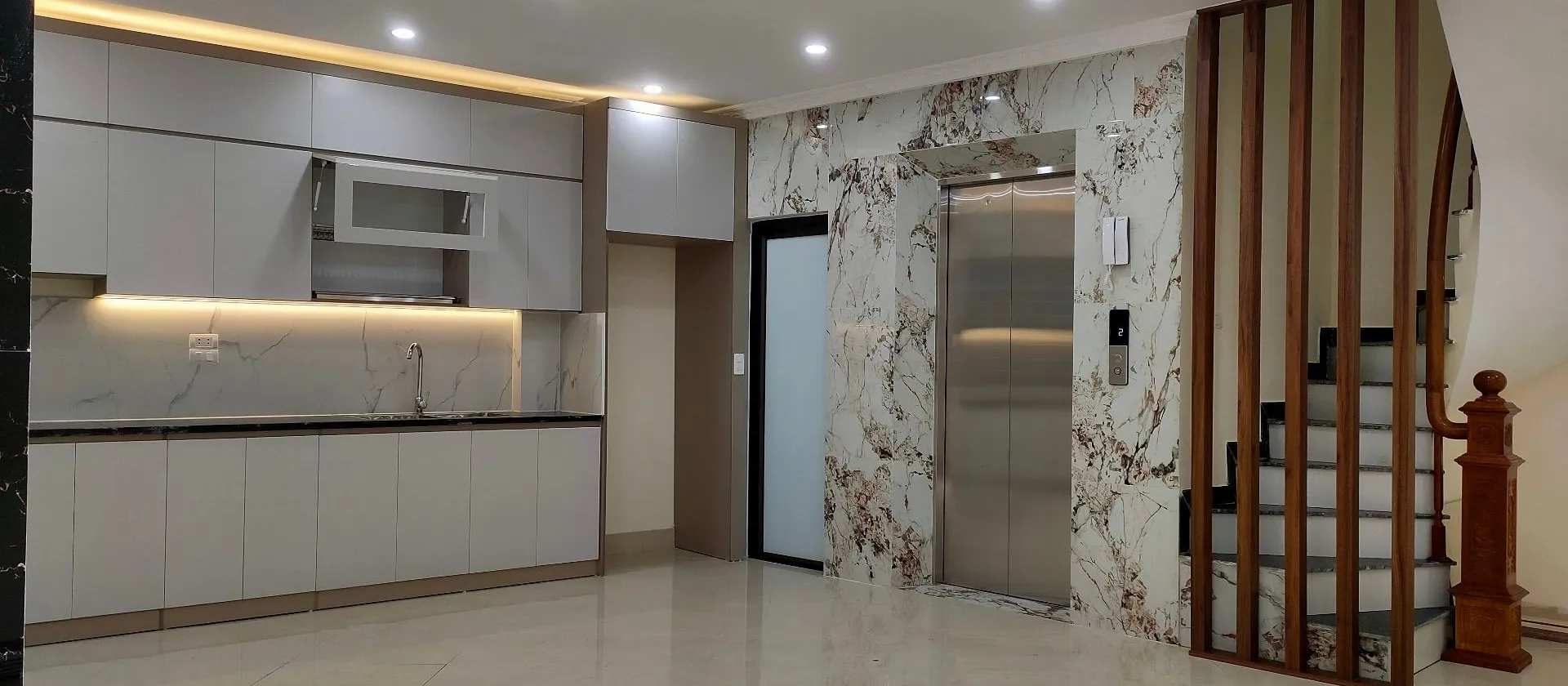 Bán nhà 6 tầng có thang máy, mặt tiền rộng tại xã Tứ Hiệp, tiện ích đầy đủ... Bán nhà riêng tại Yên Sở, Hà Nội 01
