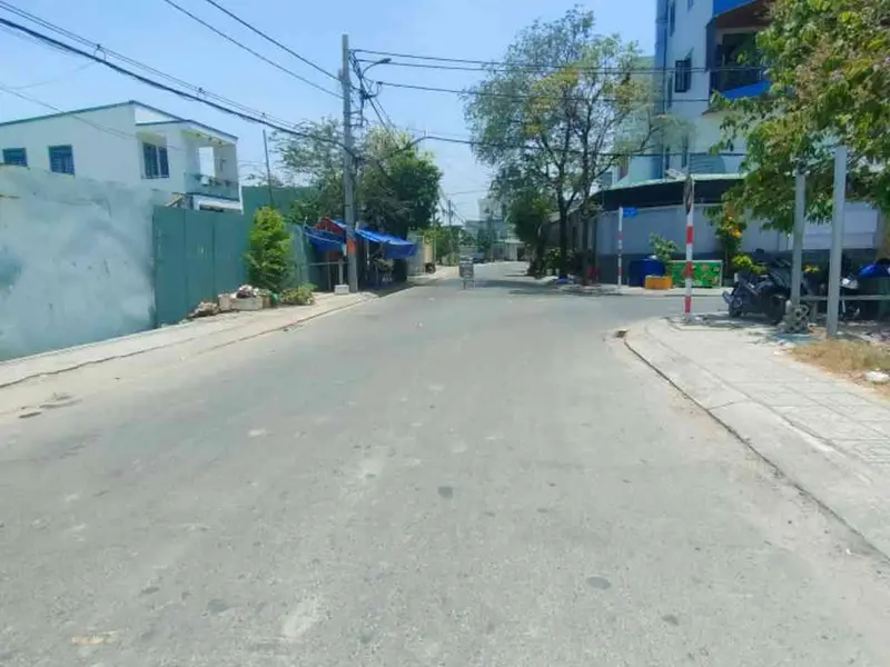 Bán đất 1400m2 tặng căn nhà 3 tầng, ngang 34m vuông đẹp, gần Tô Ký chỉ 38 tỷ TL... Bán nhà mặt phố tại Hóc Môn, Hồ Chí Minh 01
