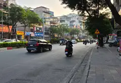 Nhà mặt phố đắc địa mặt tiền 18m tại Long Biên, biểu tượng giá trị trung tâm Hà Nội... Bán nhà mặt phố tại Bồ Đề, Hà Nội 02